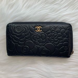 LAST CHANCE! CHANEL Camellia Wallet